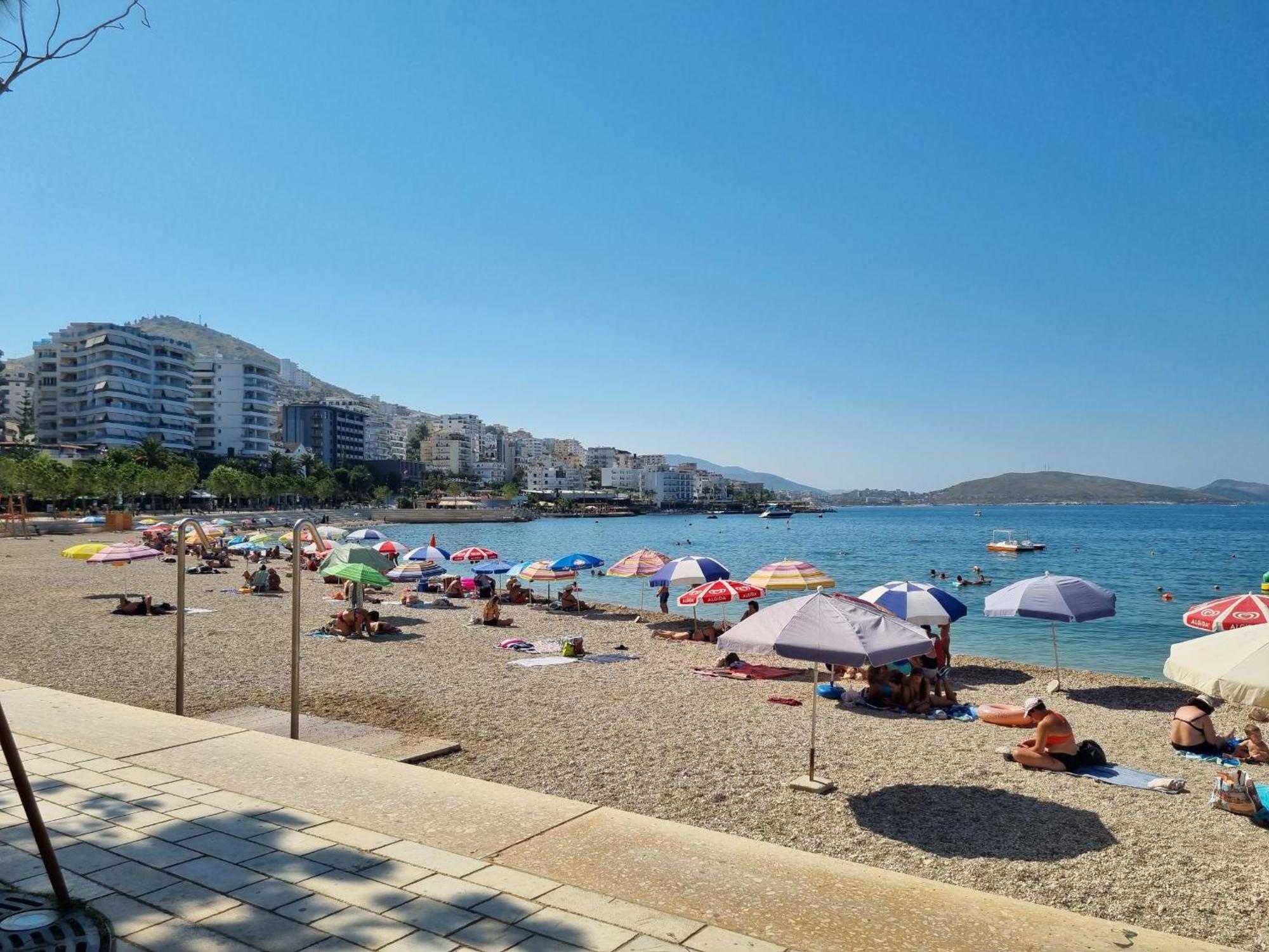 Happy Stay Eri Σαράντα Εξωτερικό φωτογραφία